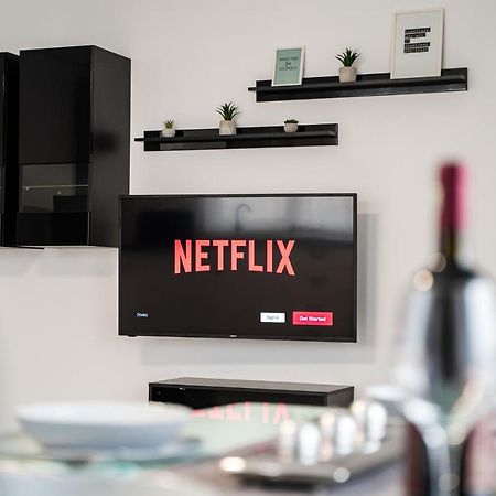Cozy Apartment In Dumbravita Dumbravita  Екстериор снимка