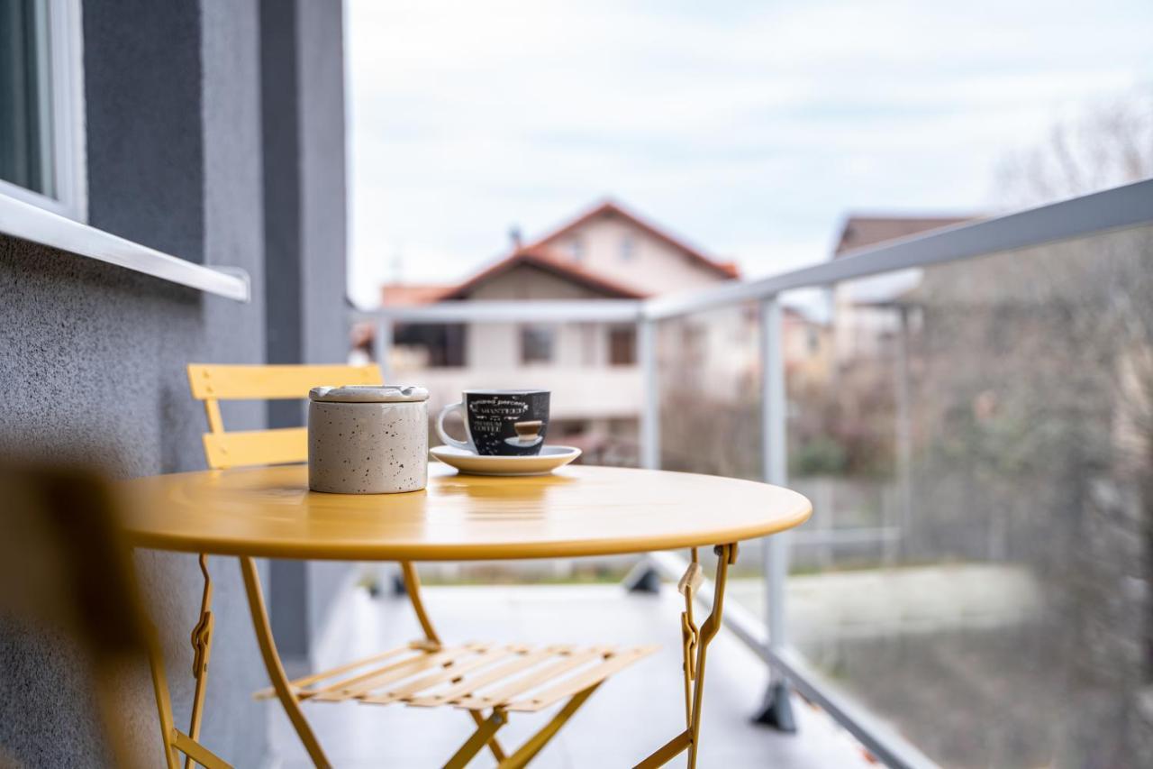 Cozy Apartment In Dumbravita Dumbravita  Екстериор снимка