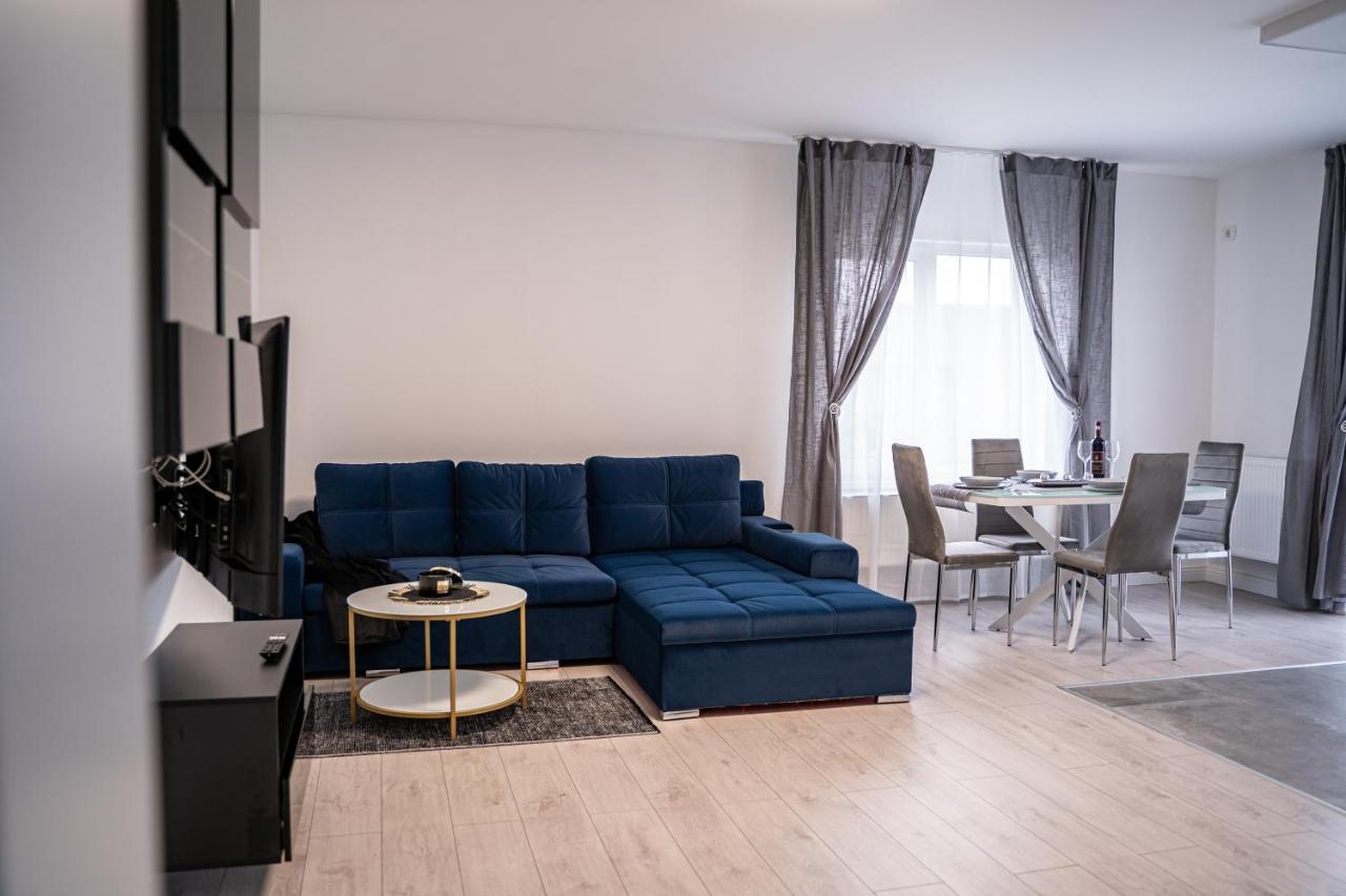 Cozy Apartment In Dumbravita Dumbravita  Екстериор снимка